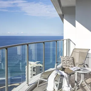 **** Aparthotel Artique - Official Australia